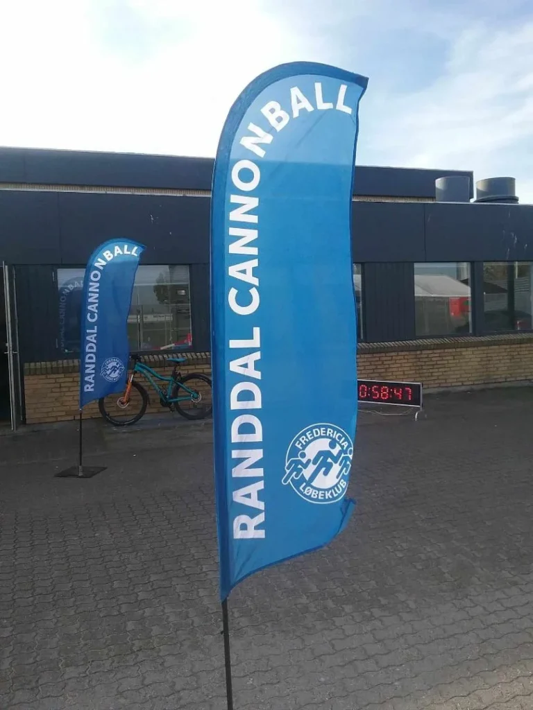 Fredericia Løbeklub/Randdal Cannonball nr 87..Denne dag skal vi frjre Lars Powermann som løber hans ½ marathon nr 200 .